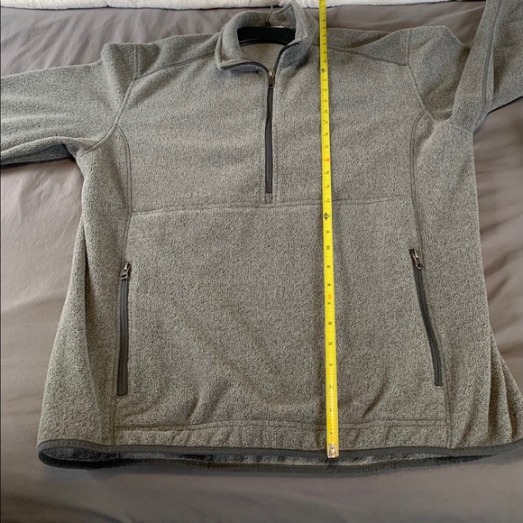 Duluth Trading Large 1/4 Zip Sweatshirt. EUC. - Picture 5 of 7